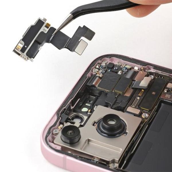 Sửa Face ID iPhone 15