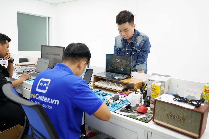 Thay vỏ iPhone 14 Plus