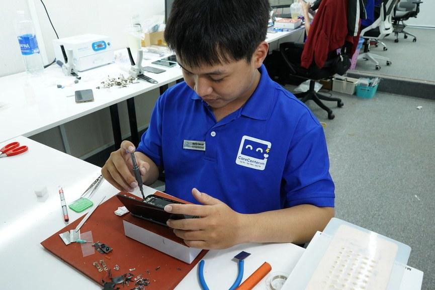 Sửa nút Digital Crown Apple Watch Series 5